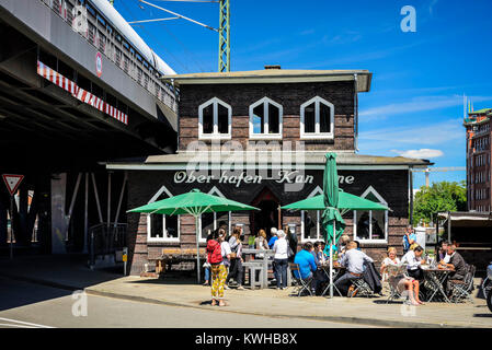 La partie supérieure de la cantine en Stockmeyerstrasse Harbour dans la ville portuaire de Hambourg, Allemagne, Europe, un StockmeyerstraÃŸe Oberhafen-Kantine die der in der Banque D'Images