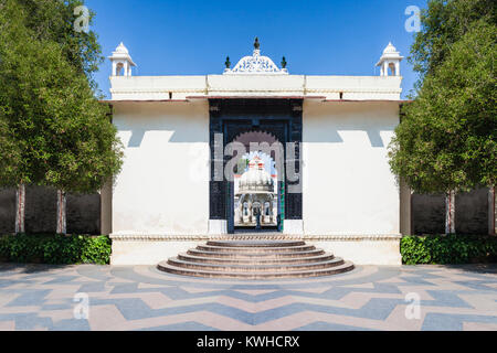 Saheliyon-ki-Bari (Rue de la) est un grand jardin à Udaipur, Inde Banque D'Images