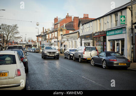 Ashley Road une riche chic Hale village de Cheshire sur un froid matin d'hiver Banque D'Images