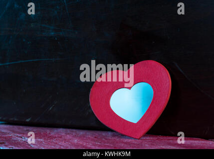 Miroir dans la forme de coeur, Valentine's day card. Banque D'Images