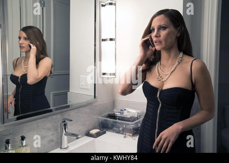 Molly's Game est un film américain de 2017 Écrit et réalisé par Aaron Sorkin (dans ses débuts), basé sur les mémoires Molly's jeu. Cette photo est pour un usage éditorial uniquement et est l'auteur de la société film et/ou le photographe attribué par le film ou la société de production et ne peut être reproduite que par des publications dans le cadre de la promotion du film ci-dessus. Un crédit obligatoire pour l'entreprise de film est nécessaire. Le photographe devrait également être portés lorsqu'il est connu. Banque D'Images