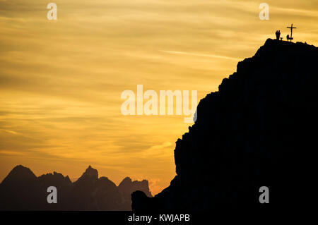 Coucher du Soleil vue depuis le Rifugio Lagazuoi , Dolomites, Italie. Banque D'Images