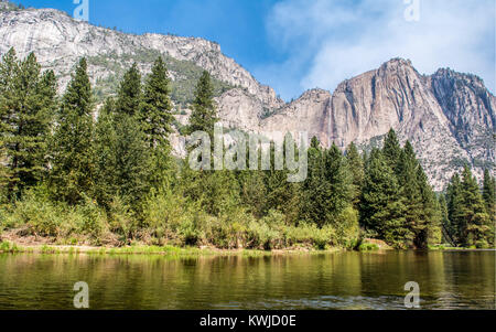 River, Yosemite Banque D'Images