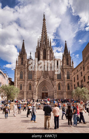 La Cathédrale de Barcelone, la cathédrale de la Sainte Croix et Sainte Eulalia, Barcelone, Catalogne, Espagne Banque D'Images