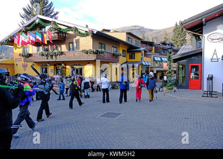 Le village de ski de Vail, Colorado en hiver. Banque D'Images