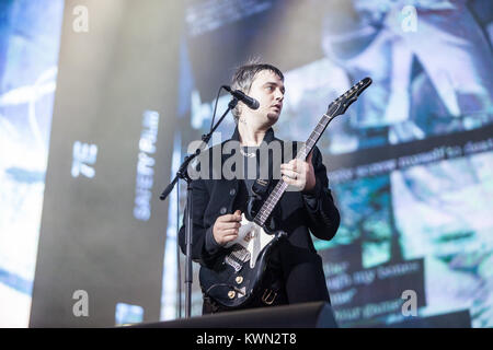 Le groupe de rock anglais The Libertines effectue un concert live à la scène principale à l'heure d'été britannique Barclaycard festival à Hyde Park à Londres. Ici singer et gutiarist Pete Doherty est représenté sur scène. UK 05.07.2014. Banque D'Images