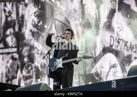 Le groupe de rock anglais The Libertines effectue un concert live à la scène principale à l'heure d'été britannique Barclaycard festival à Hyde Park à Londres. Ici singer et gutiarist Pete Doherty est représenté sur scène. UK 05.07.2014. Banque D'Images