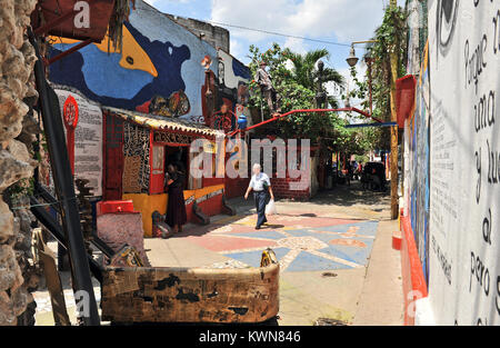 La HAVANE, CUBA, le 11 mai 2009. Des graffitis et des peintures murales de La Havane, le 11 mai 2009. Banque D'Images