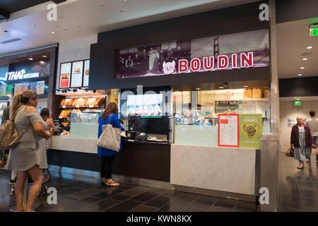 Vous pourrez commander de la nourriture au boudin, une chaîne de San Francisco restaurant servant du pain au levain, au Westfield Valley Fair shopping mall dans la Silicon Valley ville de San Jose, Californie, 25 juillet 2017. Banque D'Images