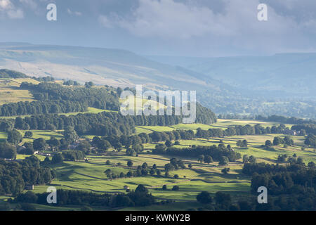 Jusqu'à Waldon de Preston en vertu de cicatrice dans Wensleydale, North Yorkshire, UK. Banque D'Images