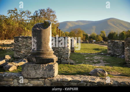 Ruines de l'Empire romain à la Colonia Ulpia Traiana Sarmizegetusa dans Hudedoara, Roumanie Banque D'Images