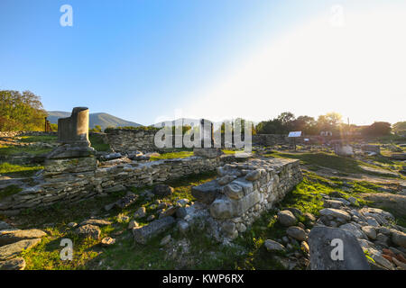 Ruines de l'Empire romain à la Colonia Ulpia Traiana Sarmizegetusa dans Hudedoara, Roumanie Banque D'Images