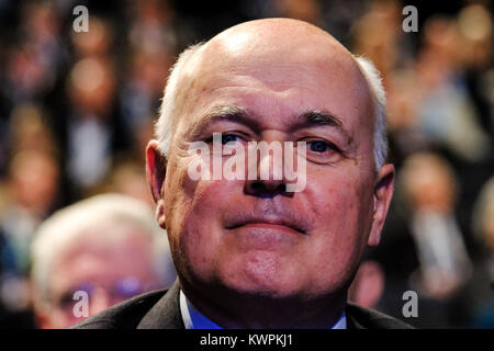 Ancien chef de parti, Iain Duncan Smith au congrès du parti conservateur à Manchester Central, Manchester, UK - Lundi 2 octobre 2017. Iain Duncan Smith , IDS, pendant la session lundi matin sur l'économie Banque D'Images