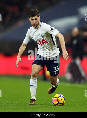 Tottenham Hotspur's Ben Davies au cours de la Premier League match au stade de Wembley, Londres. ASSOCIATION DE PRESSE Photo. Photo date : Jeudi 4 janvier 2018. Voir l'ACTIVITÉ DE SOCCER histoire Tottenham. Crédit photo doit se lire : David Davies/PA Wire. RESTRICTIONS : EDITORIAL N'utilisez que pas d'utilisation non autorisée avec l'audio, vidéo, données, listes de luminaire, club ou la Ligue de logos ou services 'live'. En ligne De-match utilisation limitée à 75 images, aucune émulation. Aucune utilisation de pari, de jeux ou d'un club ou la ligue/dvd publications. Banque D'Images