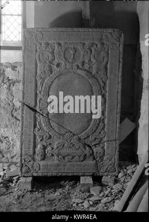 L'église Sankt Nicolai à Örebro, en Suède, est une grande église de style gothique construite au XIIIe siècle. Il s’agit de l’un des plus anciens bâtiments de la ville et constitue un point de repère central du patrimoine religieux et architectural de Örebro. Banque D'Images