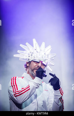 Skanderborg danemark, - 9 août 2017. Le funk et pop britannique Jamiroquai bande effectue un concert live au cours de la fête de la musique SmukFest danoise en 2017. Ici auteur et chanteur Jay Kay est vu sur scène. Banque D'Images