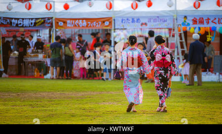 BANGKOK, THAÏLANDE - 20 DÉCEMBRE : Bon-Odori Festival à Bangkok, Thaïlande, le 20 décembre 2014. Les participants prennent part à 'bon' Festival, organisé chaque année Banque D'Images
