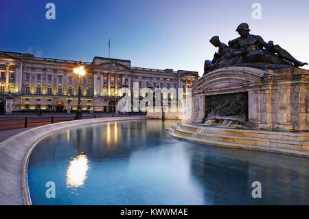 Queen Victoria Memorial, Buckingham Palace, Londres, Angleterre Banque D'Images