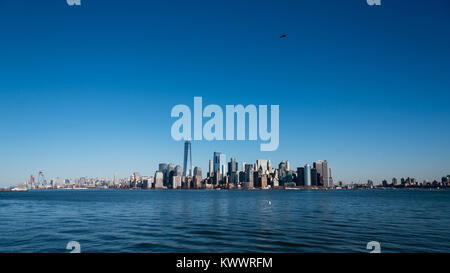 Lower Manhattan de Upper New York Bay, New York. Banque D'Images