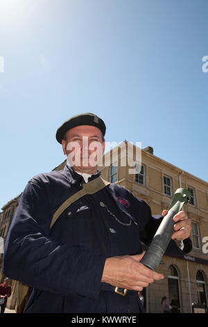 Par mesure de protection de l'air (ARP) directeur, tel que représenté par l'historien et l'organisateur de l'histroic Pycroft Ian pendant le week-end de Lowestoft 1940. Banque D'Images