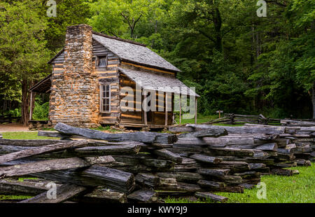 John Oliver en cabine, Cades Cove Great Smoky Mountains National Park. Banque D'Images