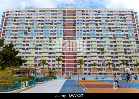 Choi Hung Estate est un logement public traditionnel. Il a été l'un des plus visités des étrangers place sous l'influence de l'Instagram et les médias sociaux. Banque D'Images