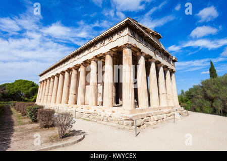 Le Temple d'Héphaïstos ou aussi Hephesteum Hephaisteion est un temple grec dorique, situé au nord-ouest de l'Agora d'Athènes Banque D'Images