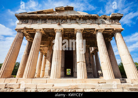 Le Temple d'Héphaïstos ou aussi Hephesteum Hephaisteion est un temple grec dorique, situé au nord-ouest de l'Agora d'Athènes Banque D'Images