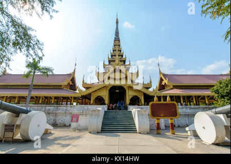 Palais de Mandalay Mandalay, Myanmar Birmanie Banque D'Images