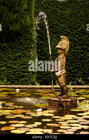 Plas Brondanw Gardens, Portmeirion, au Pays de Galles Banque D'Images