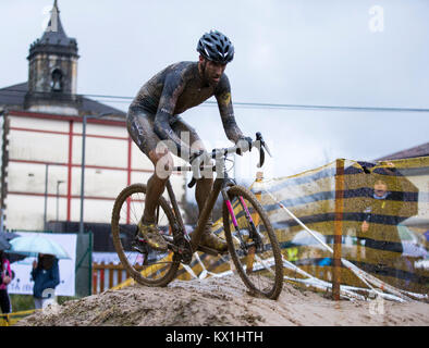 Abadiano, Espagne. 06 Jan, 2018. Au cours de l'Orts gagnant Felipe Bizkaia Cyclocross UCI Championnat, catégorie C2 en Abadiano, le nord de l'Espagne, Samedi, Janvier, 06, 2018. Más Información Gtres Crédit : Comuniación sur ligne, S.L./Alamy Live News Banque D'Images