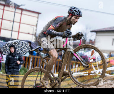 Abadiano, Espagne. 06 Jan, 2018. Ismael Esteban lors de la Biscaye, Championnat de cyclocross UCI C2 catégorie en Abadiano, le nord de l'Espagne, Samedi, Janvier, 06, 2018. Más Información Gtres Crédit : Comuniación sur ligne, S.L./Alamy Live News Banque D'Images