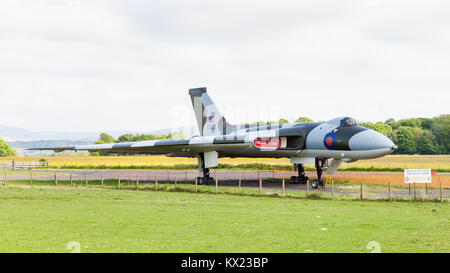 Avro Vulcan B2 XJ823 est vu au Musée de l'Aviation de Solway en Cumbria, Angleterre. Le vulcain était un bombardier en aile delta d'abord produite en 1960. Banque D'Images