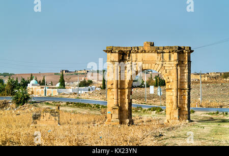 Ancienne cité romaine de triomphe dans la campagne près de Dougga et Al Karib Banque D'Images