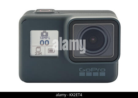 RIGA, Lettonie - 25 NOVEMBRE 2017 : 6 GoPro HERO Noir. Prend en charge la vidéo HD Ultra 4k jusqu'à 60 i/s et 1080p jusqu'à 240 i/s. Toute nouvelle action cam étanche Banque D'Images