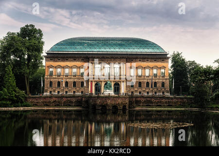 Vue sur le palais historique taendehaus «' à Dusseldorf en Allemagne Banque D'Images