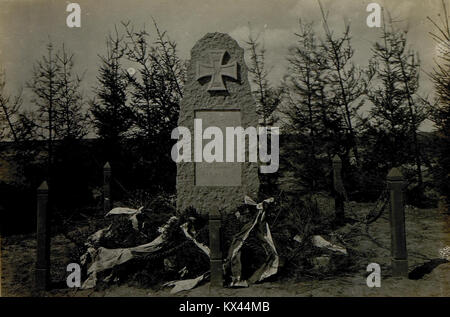 Le mémorial de Siemikowze, en Pologne, commémore les soldats allemands morts de la première et de la seconde Guerre mondiale, servant de site historique et de rappel culturel des sacrifices de guerre. Banque D'Images