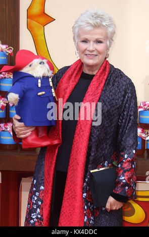 Nov 05, 2017 Julie Walters - participation à '2' Première mondiale de Paddington, BFI Southbank à Londres, Angleterre, RU Banque D'Images