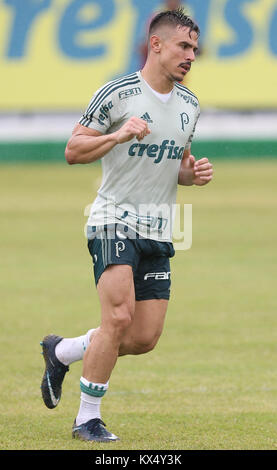 Sao Paulo, Brésil. 07Th Jan, 2018. SÃO PAULO, SP - 07.01.2018 : TREINO N PALMEIRAS - Le joueur Willian, de se Palmeiras, au cours de la formation, à l'Académie de football. (Photo : Cesar Greco/Fotoarena) Crédit : Foto Arena LTDA/Alamy Live News Banque D'Images
