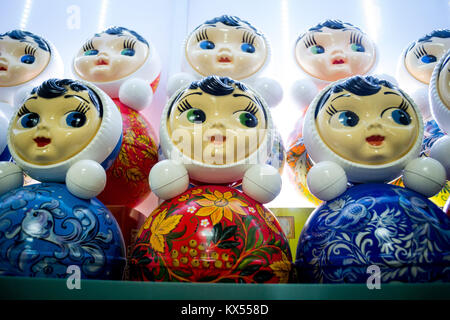 Tambov, Région de Tambov, en Russie. Jan 7, 2018. Toys ''Dolls''. Kotovsky dolls Crédit : Aleksei Sukhorukov/ZUMA/Alamy Fil Live News Banque D'Images