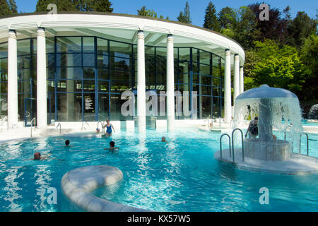 BRD, Bade-Wurtemberg, Baden-Baden, Caracalla Therme, ein Thermalbad, das 1983 bis 1985 nach Plänen des Freiburger Architekten Hans-Dieter Hecker erb Banque D'Images