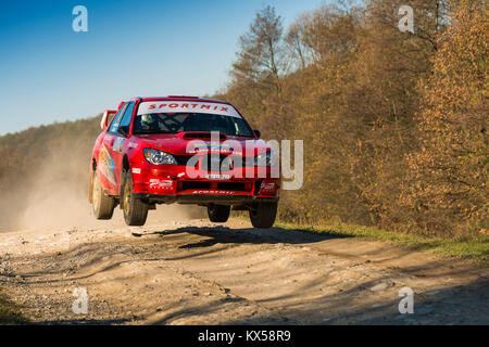 Lviv, Ukraine - 1 novembre, 2015 : Oleg Sobolew's Subaru Impreza WRX STI participe au rassemblement annuel de la Galice Banque D'Images