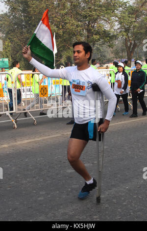 Kolkata, Inde. 07Th Jan, 2018. Kolkatha "Demi-Marathone organisée police' pour sauver la vie d'entraînement de sécurité. Credit : Sandip Saha/Pacific Press/Alamy Live News Banque D'Images