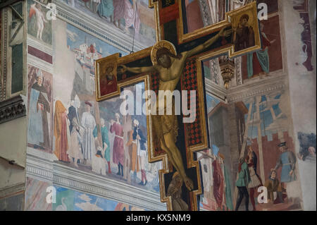 Cycle de fresques La Légende de la Vraie Croix de Piero della Francesca en gothique italien Basilica di San Francesco (Basilique de San Francesco) dans la ville historique Banque D'Images