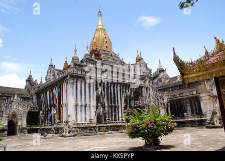 Ananda temple de Bagan, Myanmar, Birmanie Banque D'Images