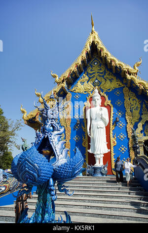 CHIANG RAI, THAÏLANDE - 20 décembre 2017 : Très belle sculpture dans le Wat Rong Rong Sua Sua dix ou dix temple. Ce lieu est l'autre populaires Banque D'Images