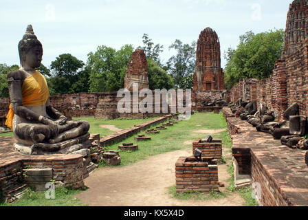 Dans Bouddha Wat Mahathat, Ayuthaya, Thaïlande Banque D'Images