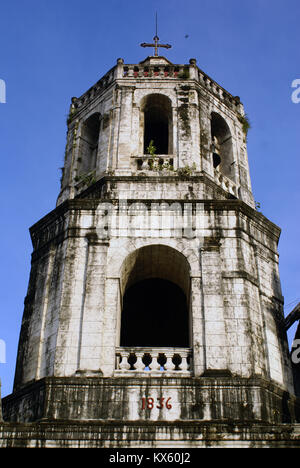 Tour d'église catholique en SEBU, Philippines Banque D'Images