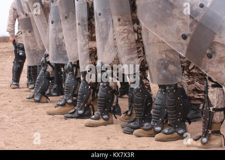 Les Marines, soldats marocains sur la tactique non létales, armes au cours de l'African Lion '10 Banque D'Images