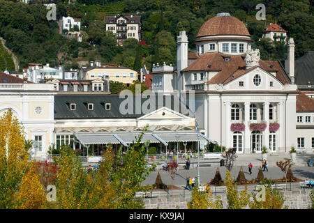 Italien, Südtirol, Meran, Kurhaus an der Passerpromenade Banque D'Images